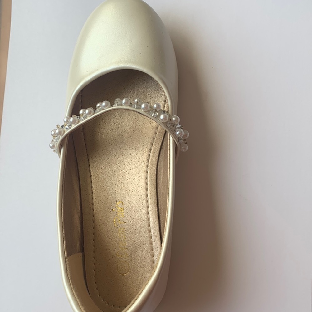 Ballerina flat shoes with faux pearl and rhinestone strap